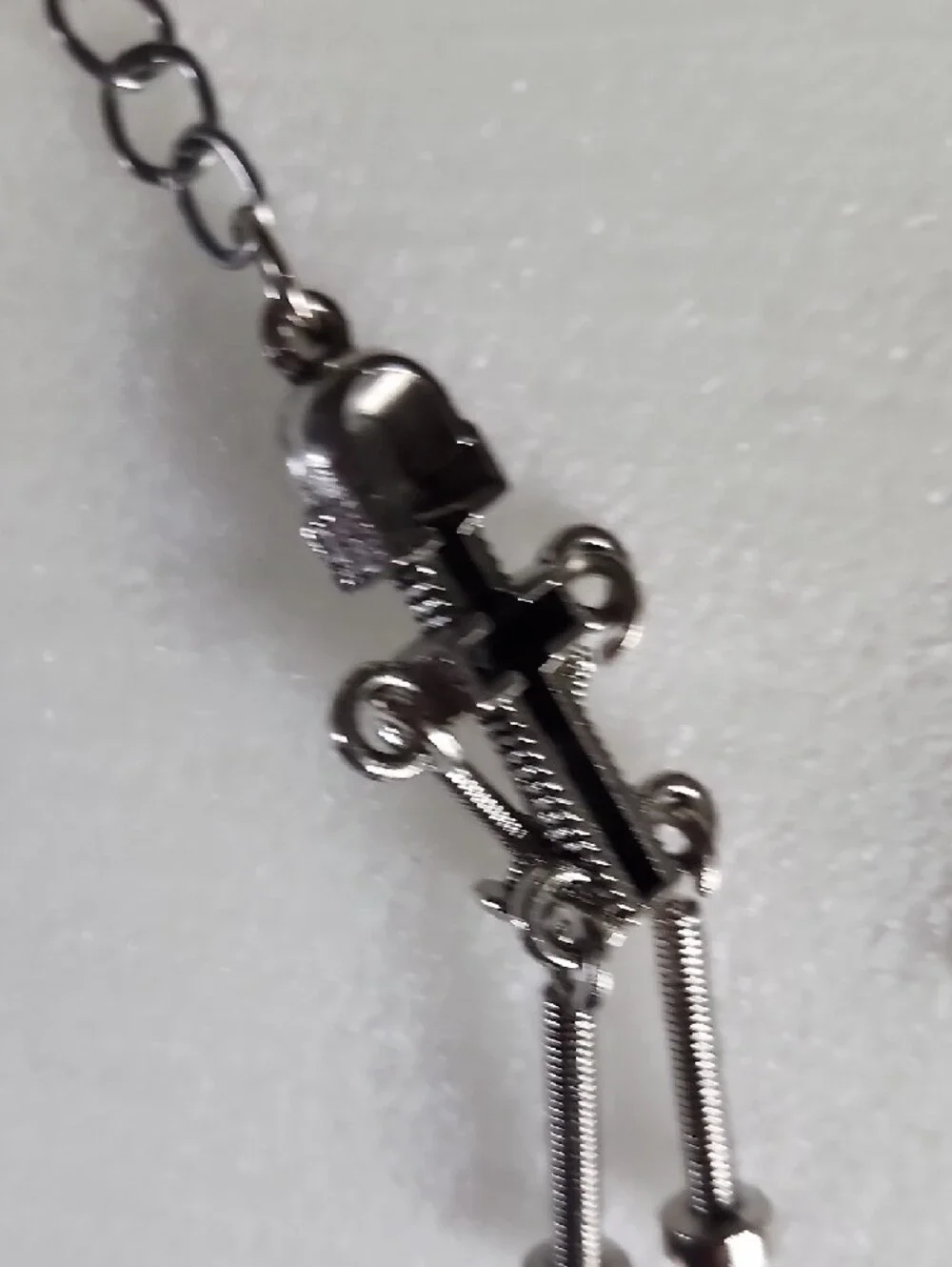 Silver Robot Nut & Bolt Keychain - Women's Accessory